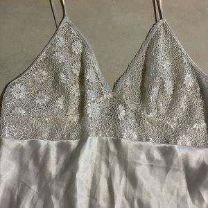 Nightgown.  Jones New York. White. Size Large.
